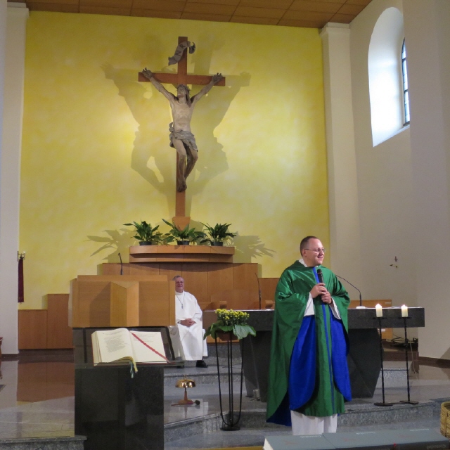 Erste Messe mit Pfarrer Klauninger 2016